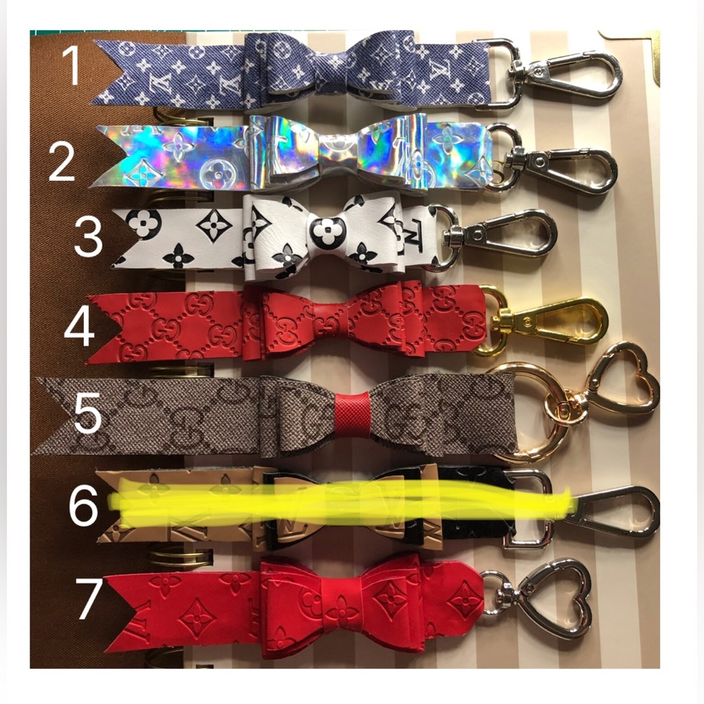 Handmade fashion keychains